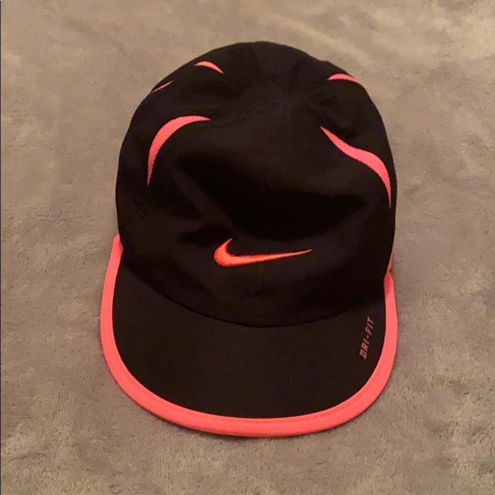 Nike Dri-Fit Adjustable Ballcap Black/Pink